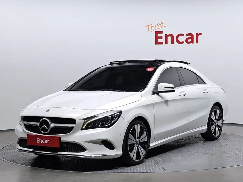 Mercedes-Benz CLA 250 4MATIC - САМО 30% АВАНС