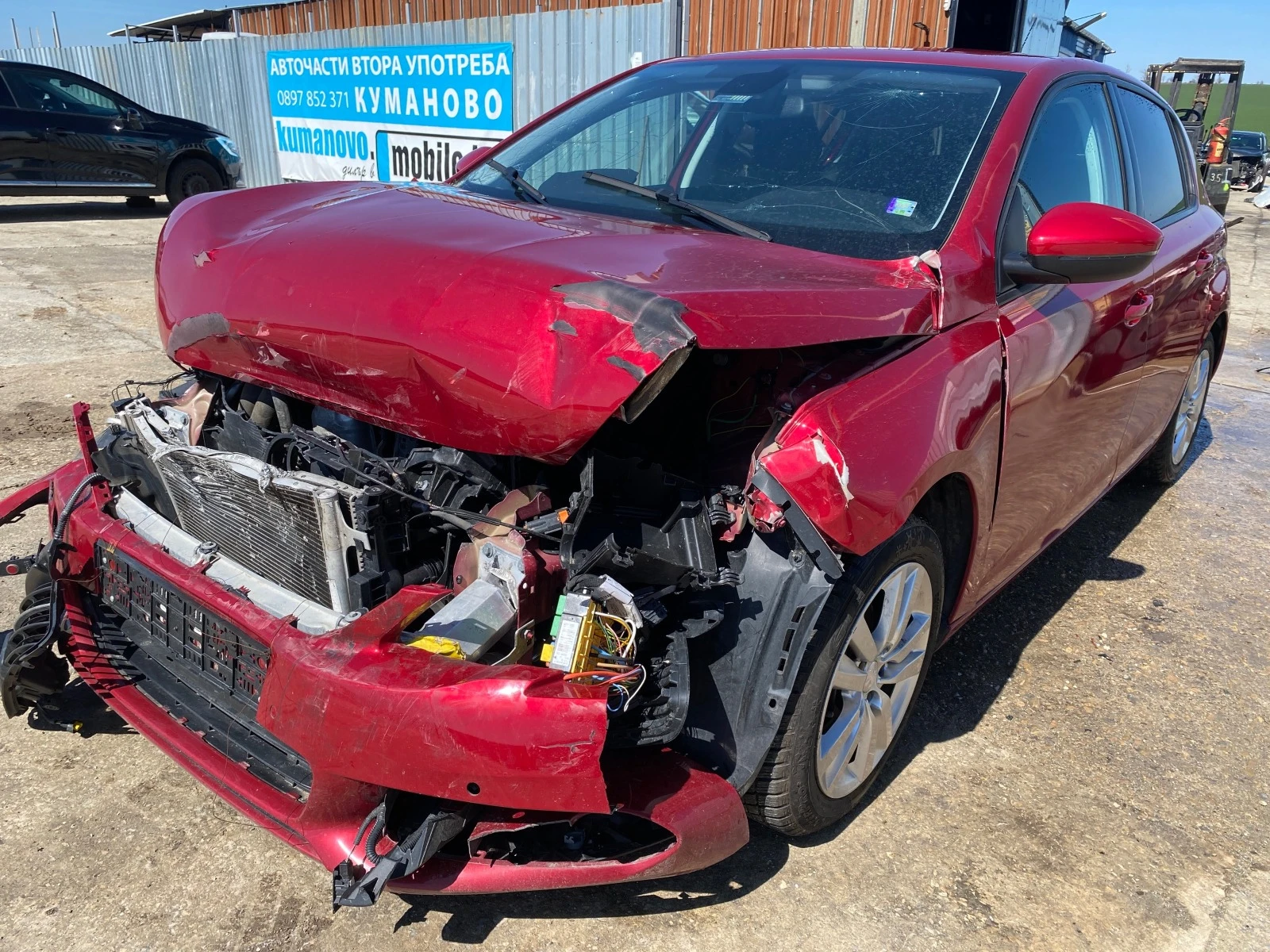 Peugeot 308 1.2 THP 130, снимка 1