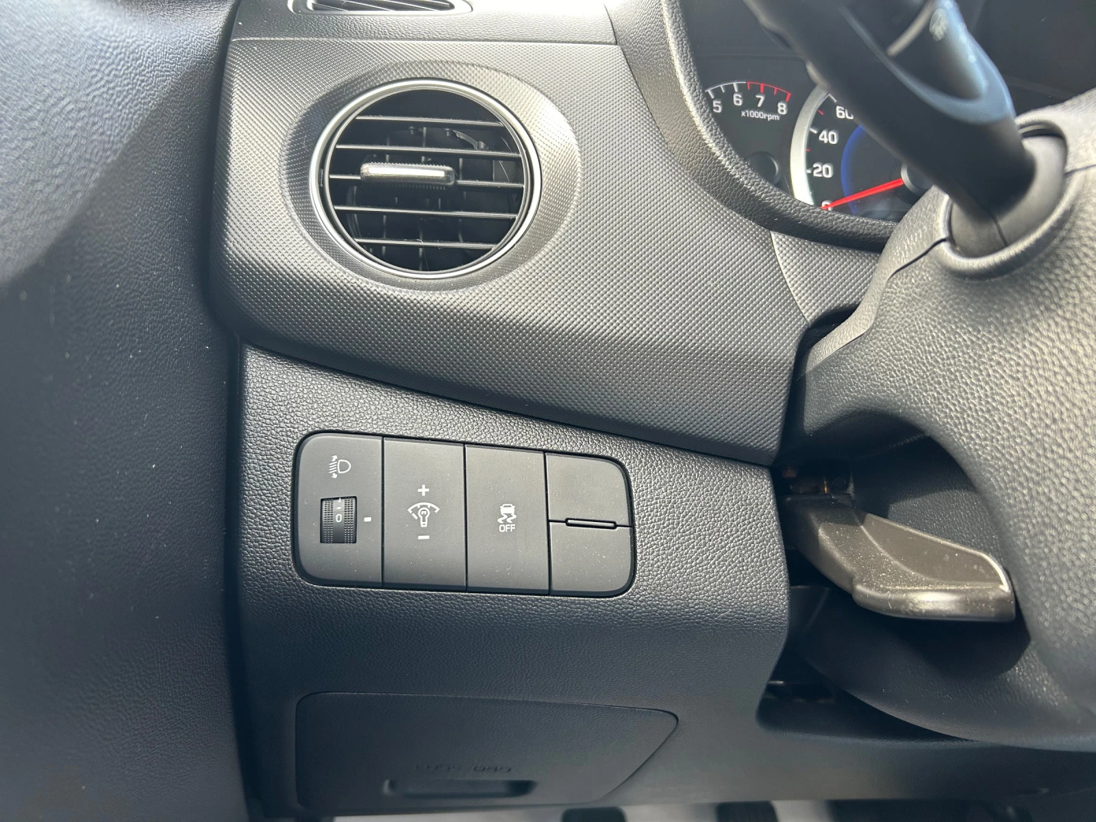 Hyundai I10 1.0i euro6 | Mobile.bg   11