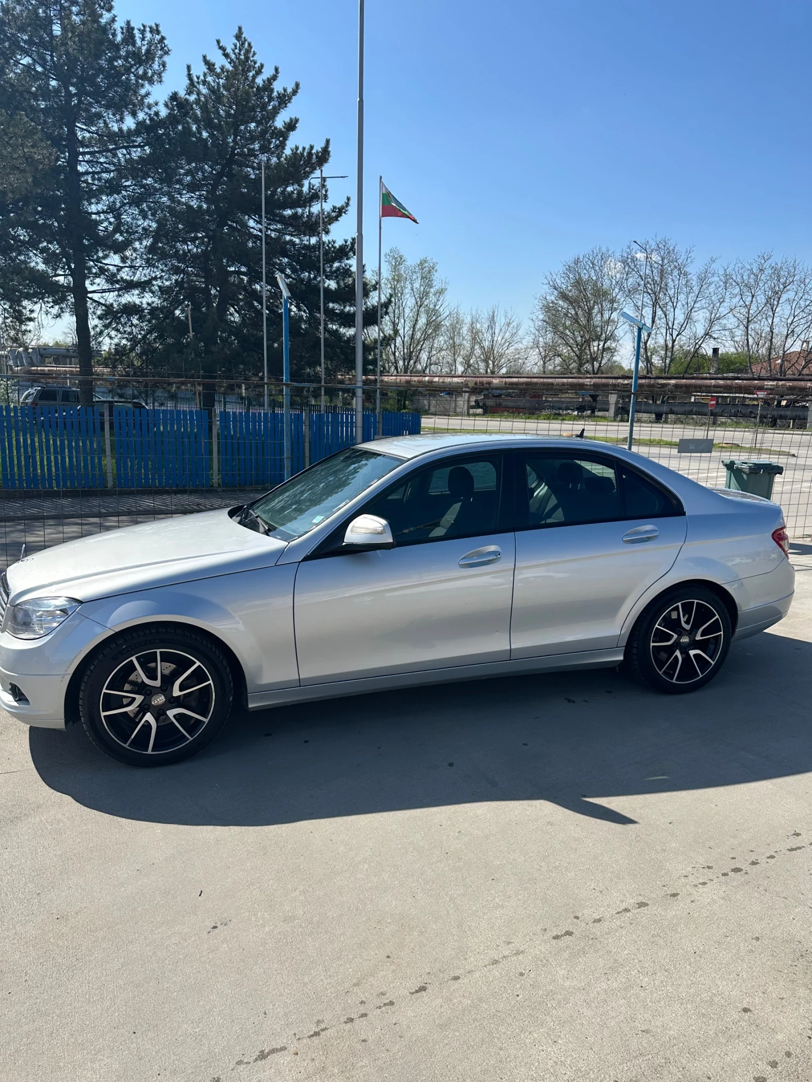 Mercedes-Benz C 220  - изображение 4