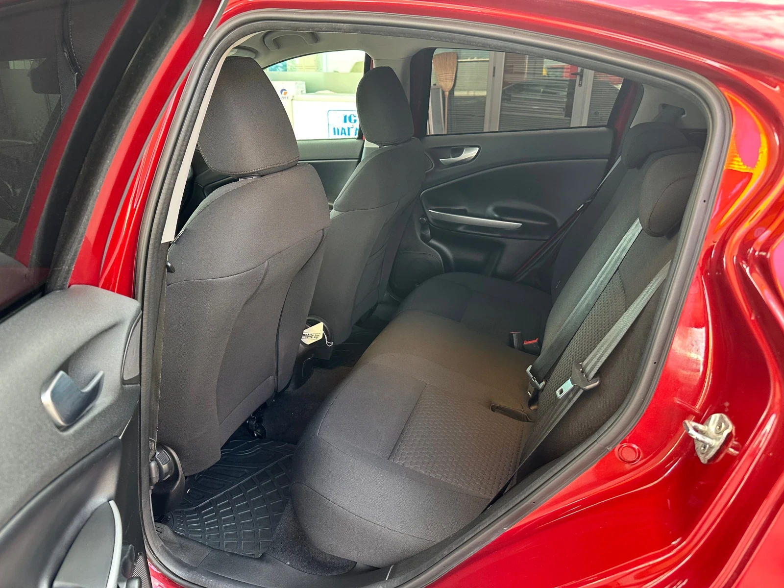 Alfa Romeo Giulietta 2.0JTDm 170ps - изображение 7