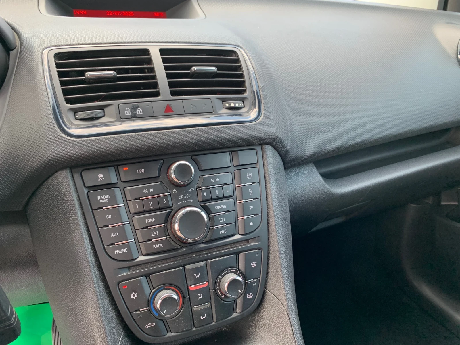 Opel Meriva Benzin* LPG - изображение 9