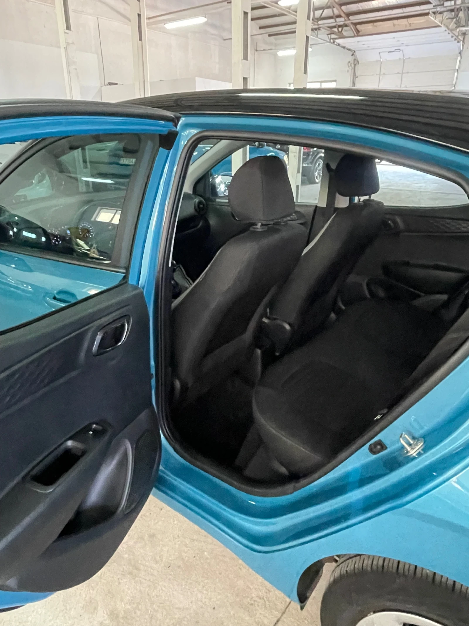 Hyundai I10 Автомат/Гаранция/погрев седалки и волан/НОВА!!! - изображение 9