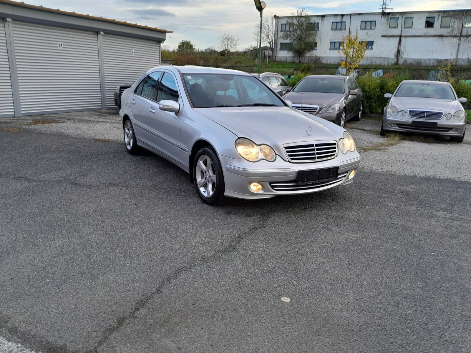 Mercedes-Benz C 220  - изображение 6