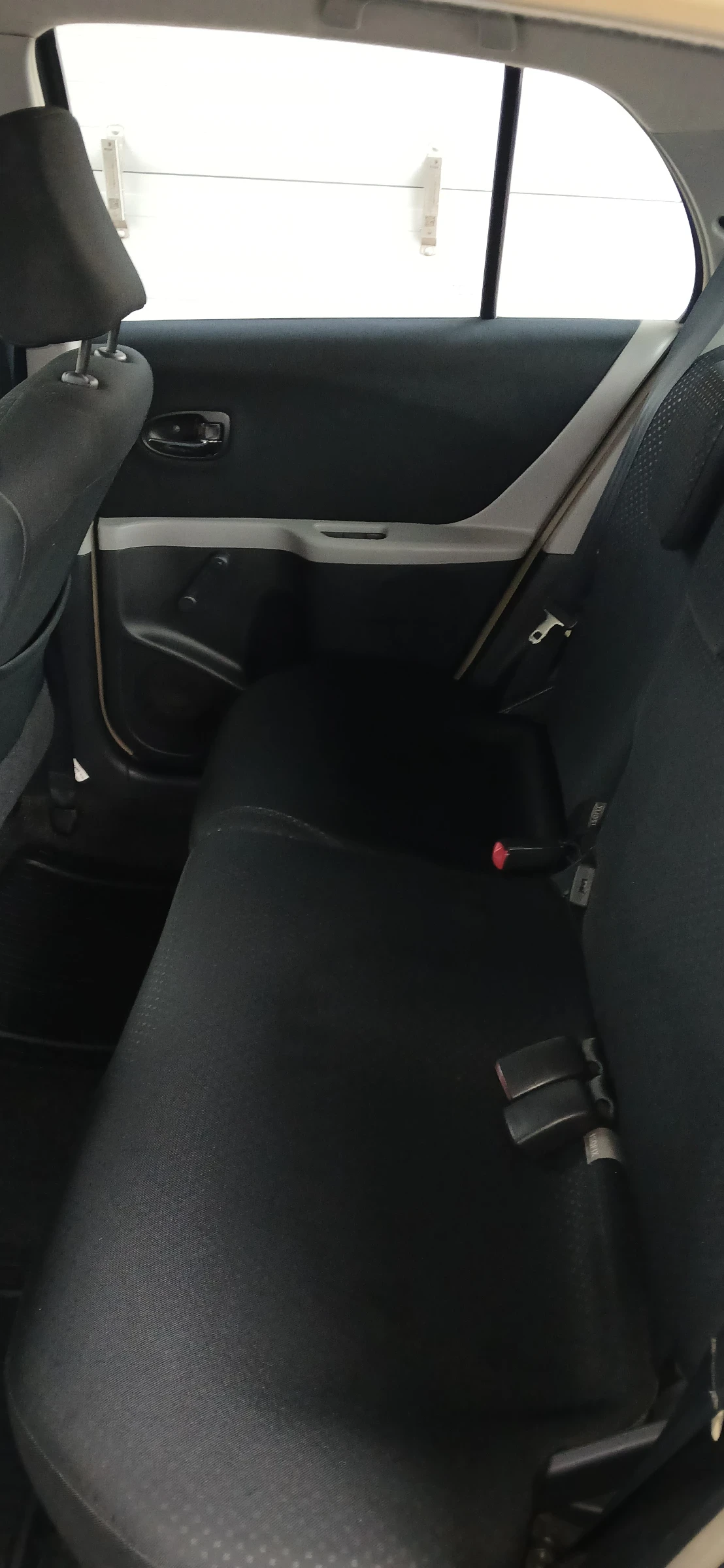 Toyota Yaris Toyota Yaris 1.0 /Facelift | Mobile.bg � ����������� 10