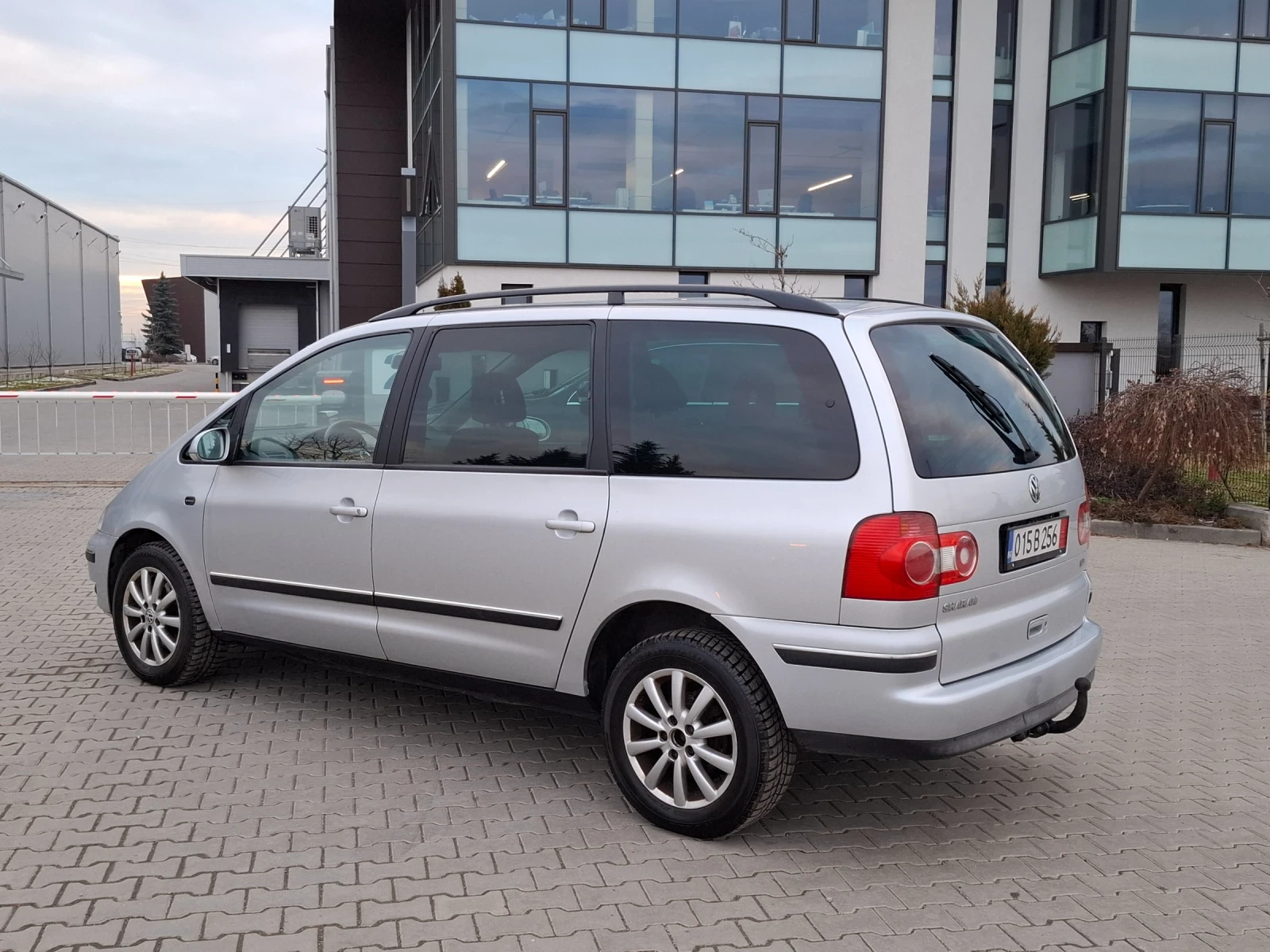 VW Sharan 1.9TDI* (116кс)* 7-МЕСТА* FACELIFТ* * НОВ ВНОС* *  - изображение 6