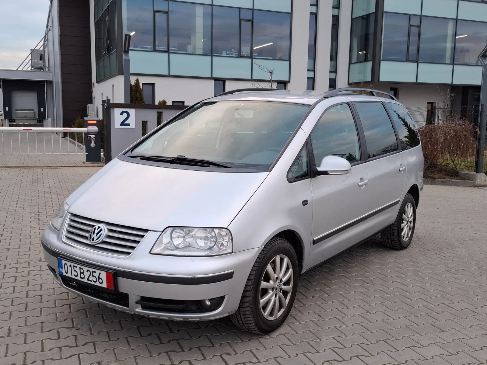 VW Sharan 1.9TDI* (116кс)* 7-МЕСТА* FACELIFТ* * НОВ ВНОС* *  - изображение 3