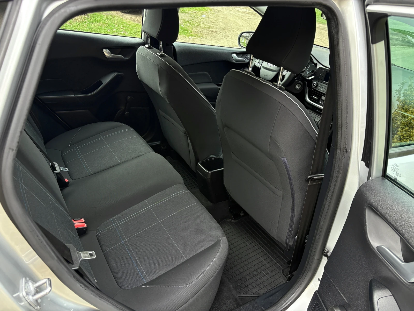 Ford Fiesta 1.1i TREND 121 000км*  - изображение 9