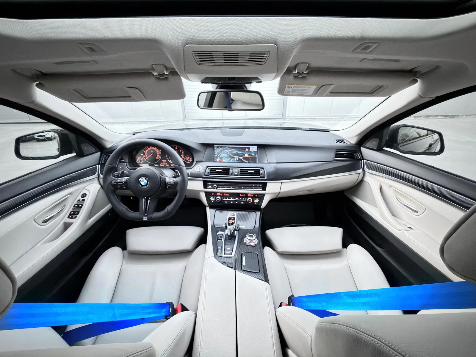 BMW 530 xDrive/Distronic/Head-Up/360Cameras/Hi-Fi/SAT/NaVi, снимка 11 - Автомобили и джипове - 53878252