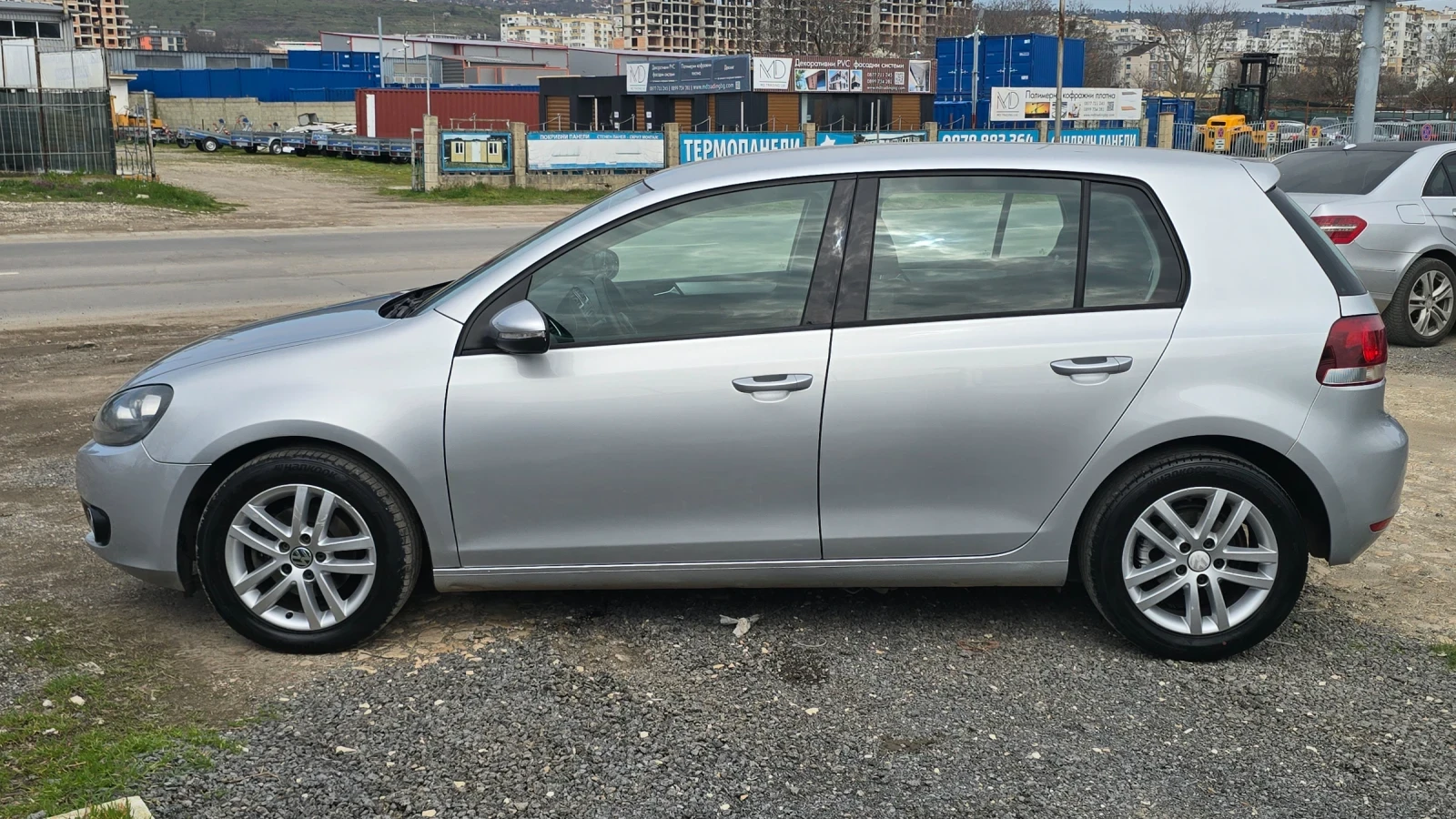 VW Golf 1.6TDI* 7 DSG* HIGHLINE* ANDROID , снимка 4 - Автомобили и джипове - 54070292