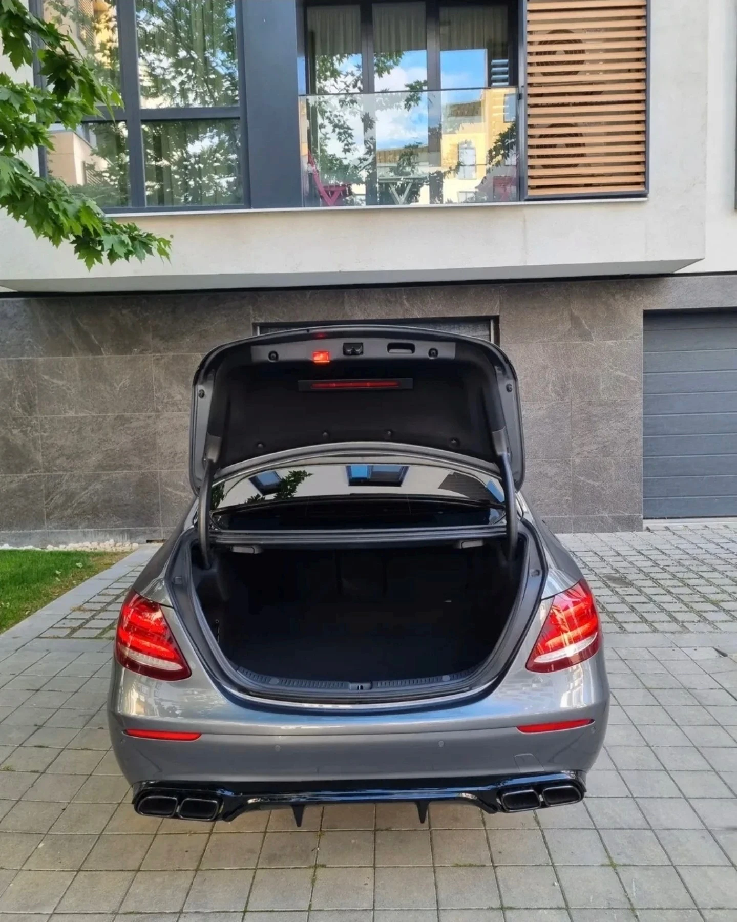 Mercedes-Benz E 350 AMG пакет, снимка 8 - Автомобили и джипове - 54295611