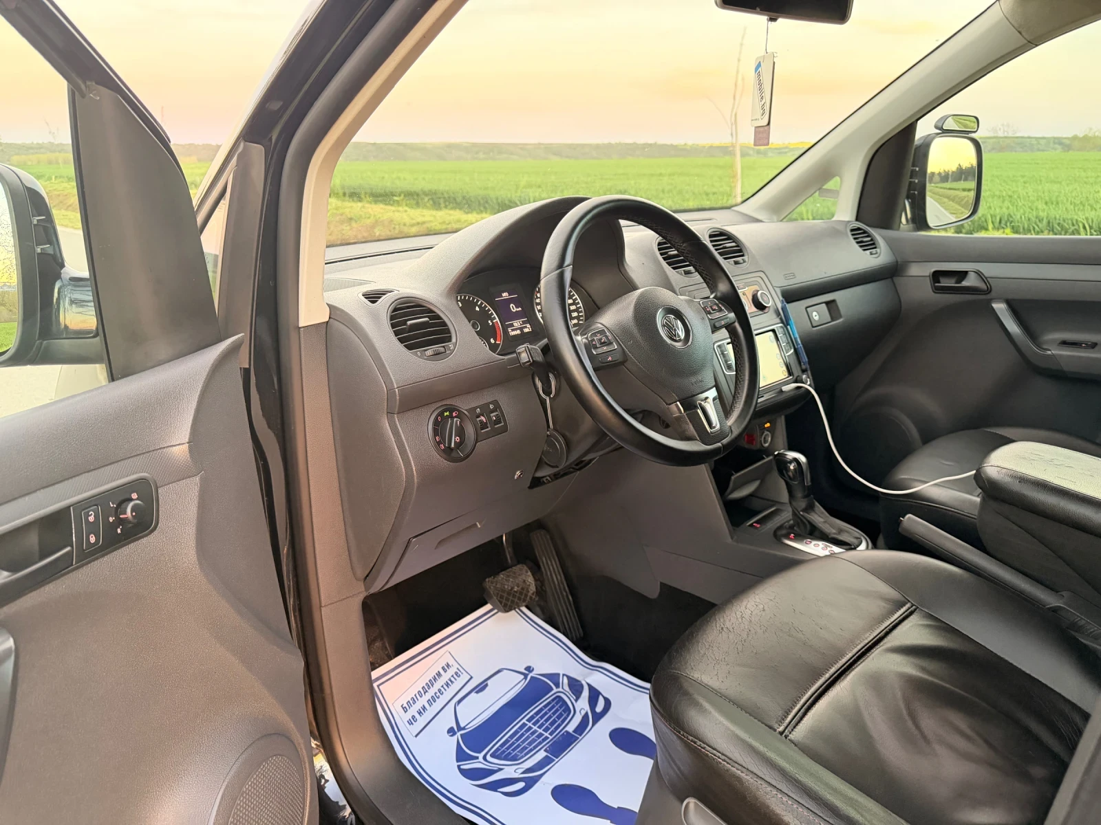 VW Caddy * 2.0tdi * 140к.с * DSG * Navi, снимка 5 - Автомобили и джипове - 54306999