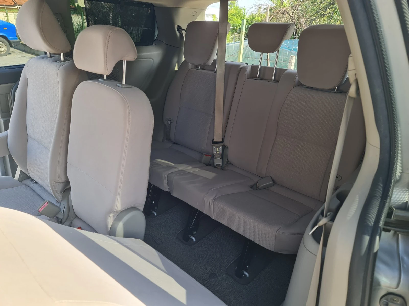 Kia Carnival 3.3 GDI/��� 7 ������ | Mobile.bg � ����������� 8