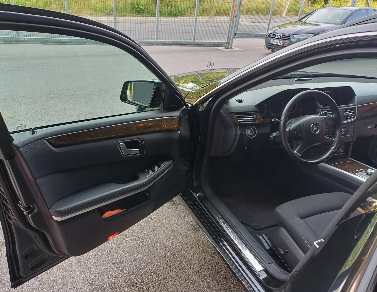 Mercedes-Benz E 220 W212, снимка 9 - Автомобили и джипове - 55003803