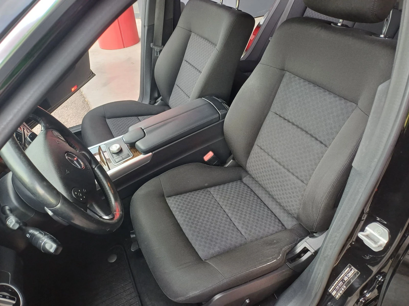 Mercedes-Benz E 220 W212, снимка 10 - Автомобили и джипове - 55003803