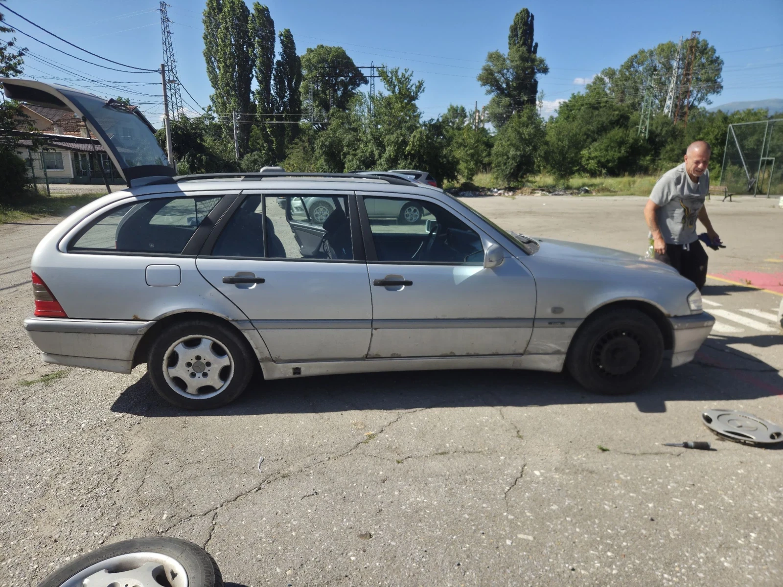 Mercedes-Benz C 180, снимка 16 - Автомобили и джипове - 55161827