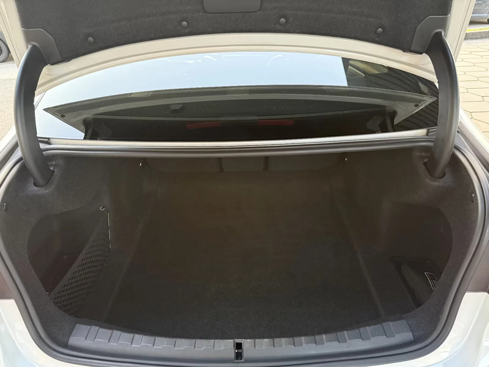 BMW 330 d/xDRIVE/190HP/M PACK/PANO/HUD/CAM/FACE/650z, снимка 9 - Автомобили и джипове - 55442078