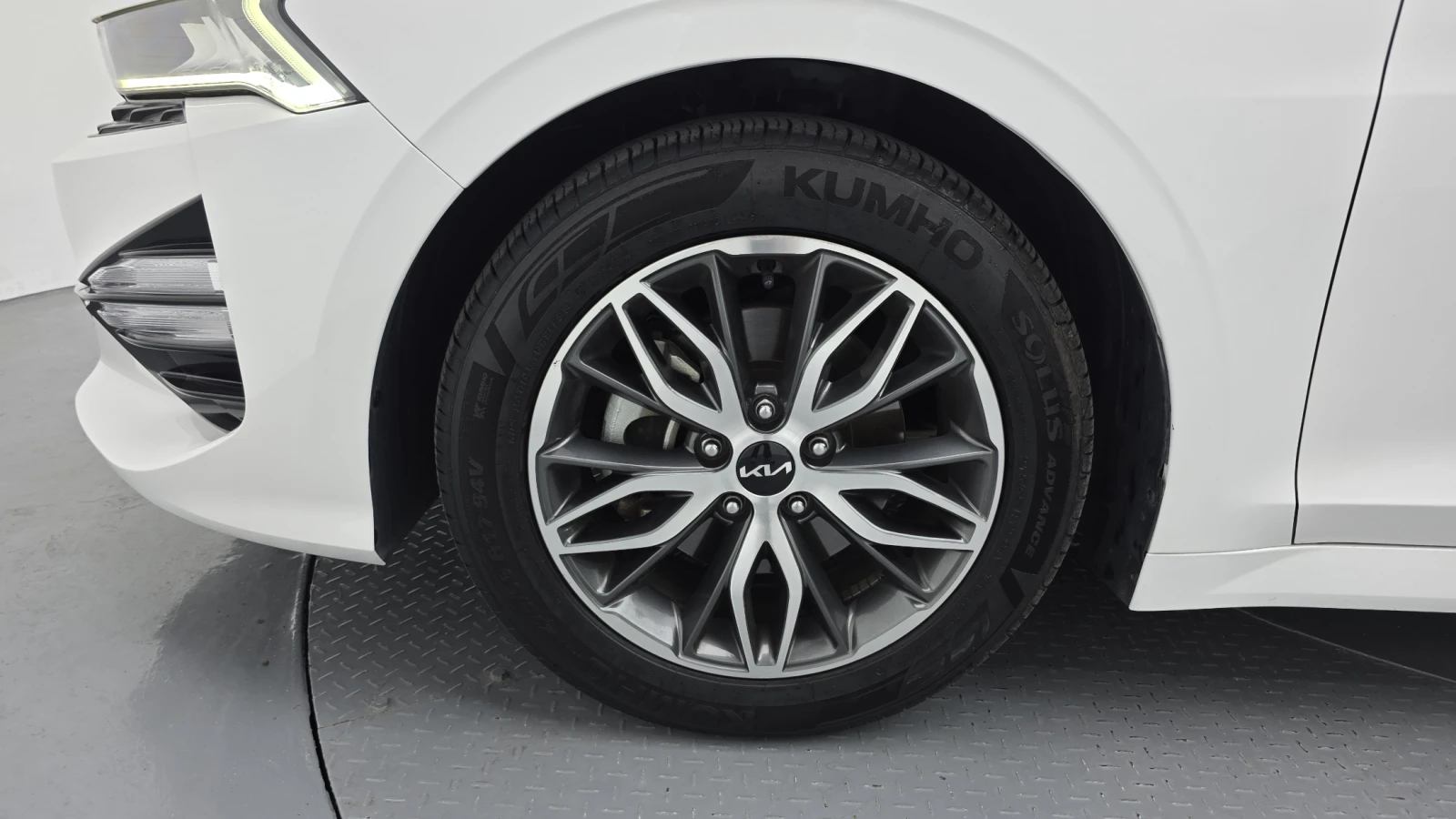 Kia K5 2.0LPI / Distronic / Очакван внос !!!, снимка 5 - Автомобили и джипове - 55569137