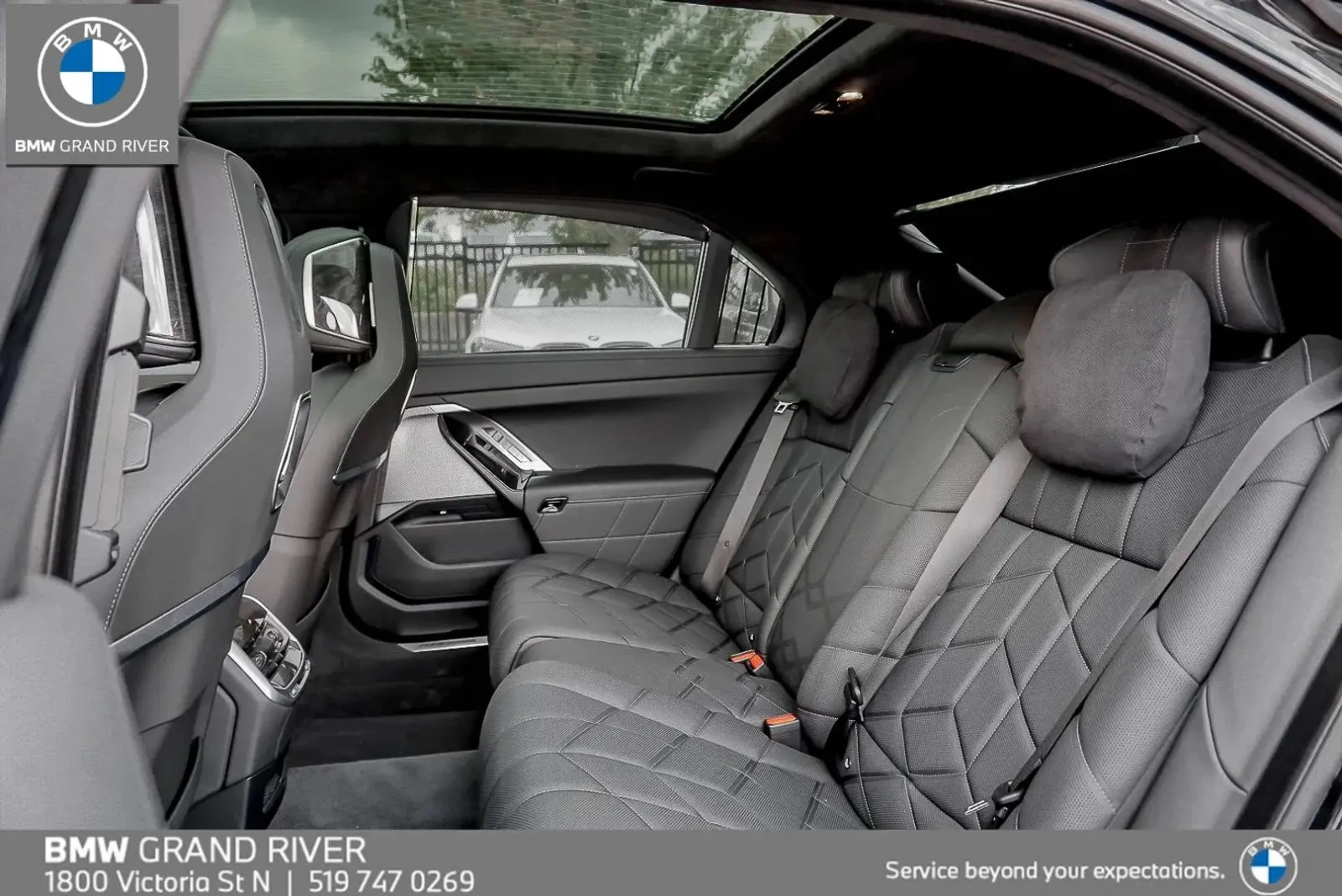 BMW 760 M SPORT PREMIUM PKG ЦЕНА ДО БЪЛГАРИЯ АВТОКРЕДИТ, снимка 12 - Автомобили и джипове - 55885275