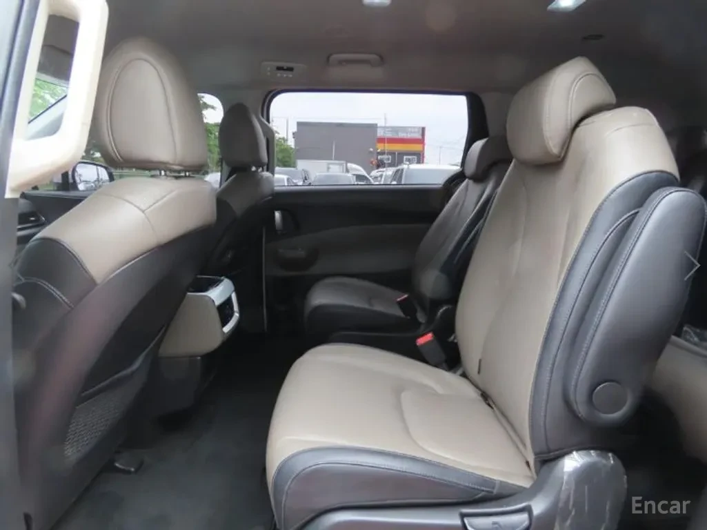 Kia Carnival PRESTIGE | 9 МЕСТЕН | КАТО НОВ, снимка 13 - Автомобили и джипове - 56226547