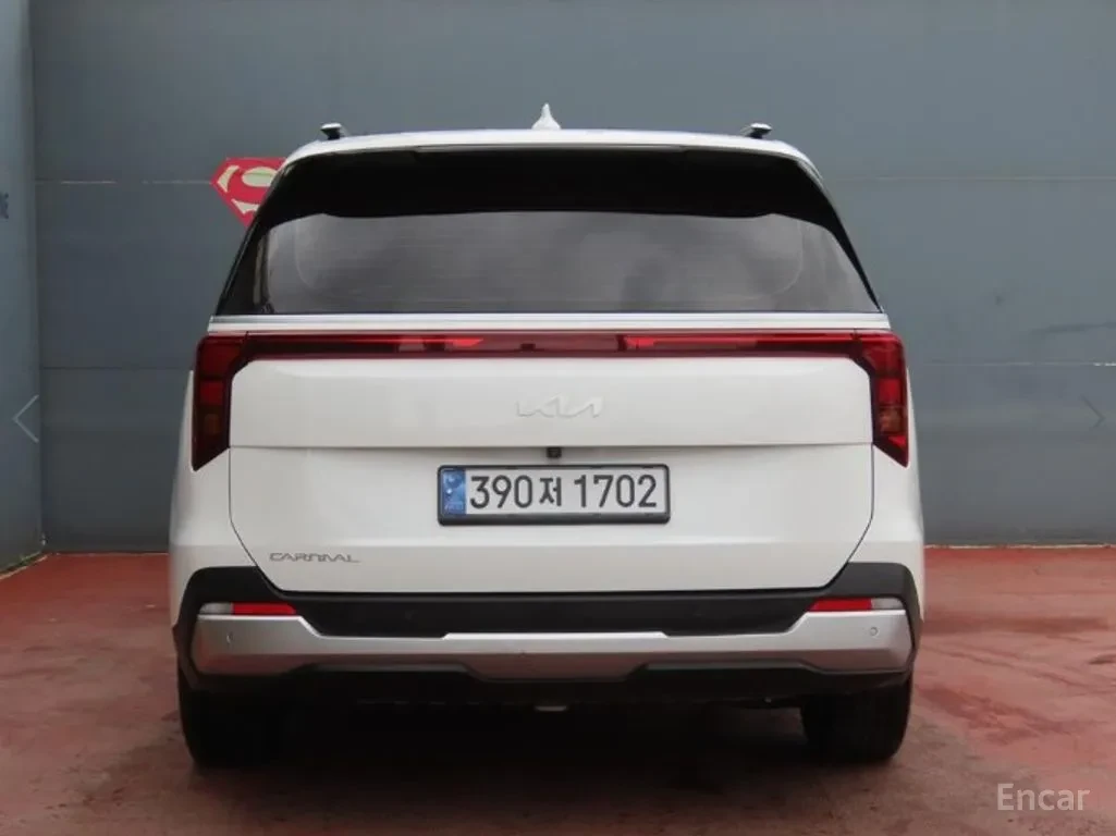 Kia Carnival PRESTIGE | 9 МЕСТЕН | КАТО НОВ, снимка 3 - Автомобили и джипове - 56226547