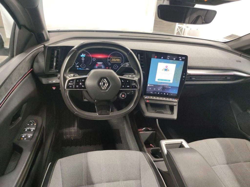 Renault Megane E-Tech Techno R220 Navi LED 92.68% SoH, снимка 9 - Автомобили и джипове - 56726426