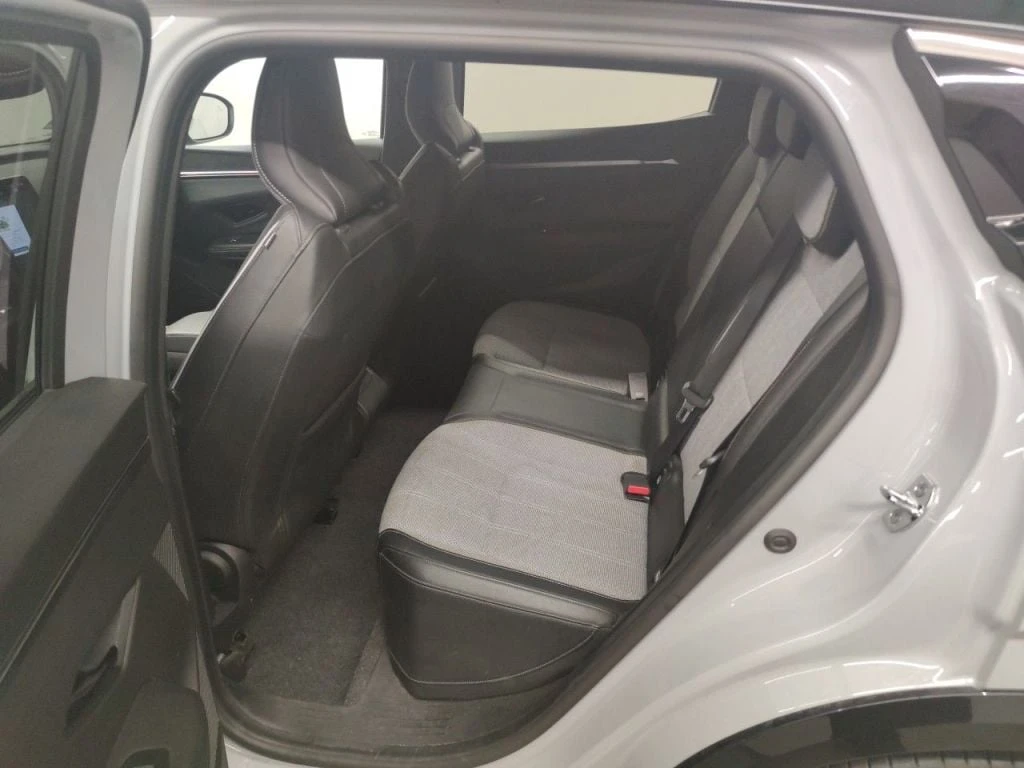 Renault Megane E-Tech Techno R220 Navi LED 92.68% SoH, снимка 8 - Автомобили и джипове - 56726426