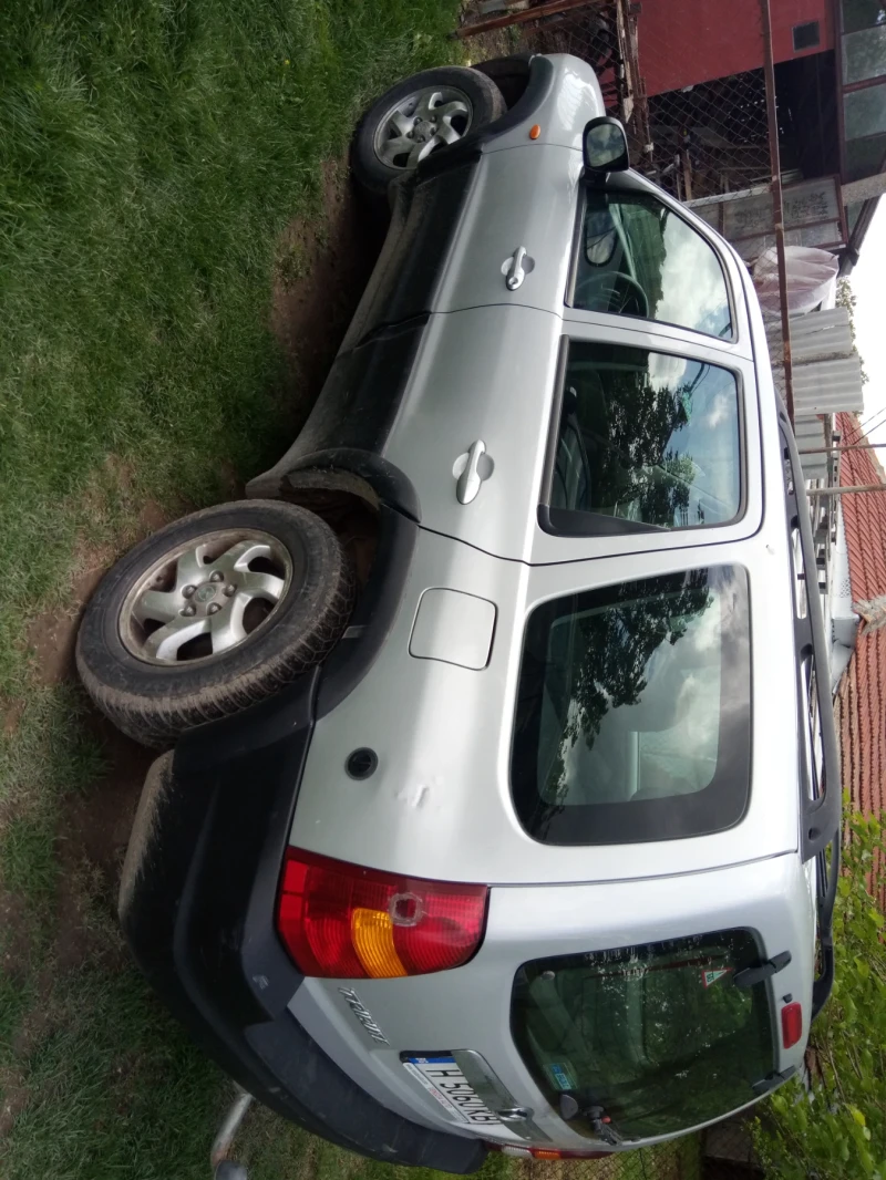 Mazda Tribute, снимка 5 - Автомобили и джипове - 48177288