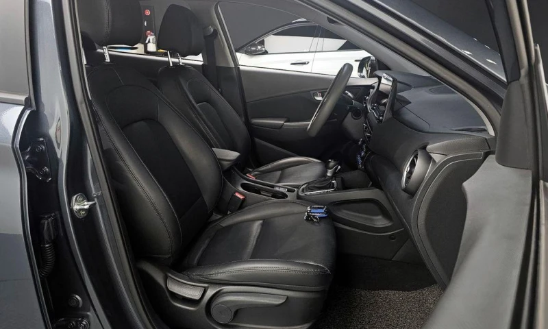 Hyundai Kona Gasoline 1.6 Turbo 2WD Modern, снимка 10 - Автомобили и джипове - 52112811