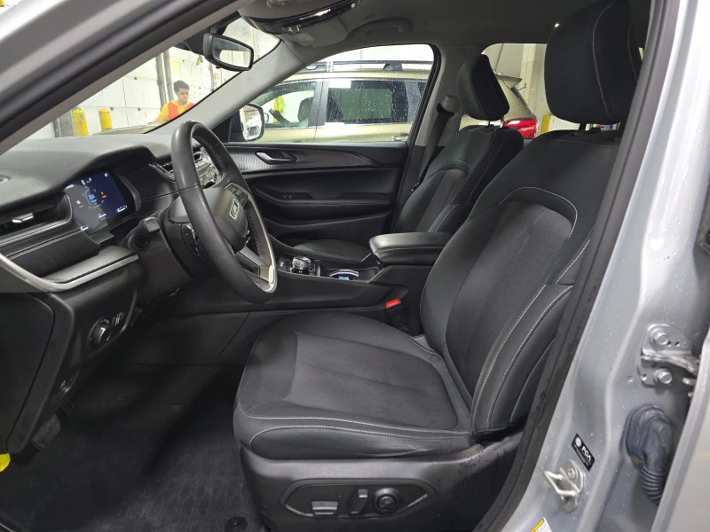 Jeep Grand cherokee Laredo, снимка 7 - Автомобили и джипове - 52869244