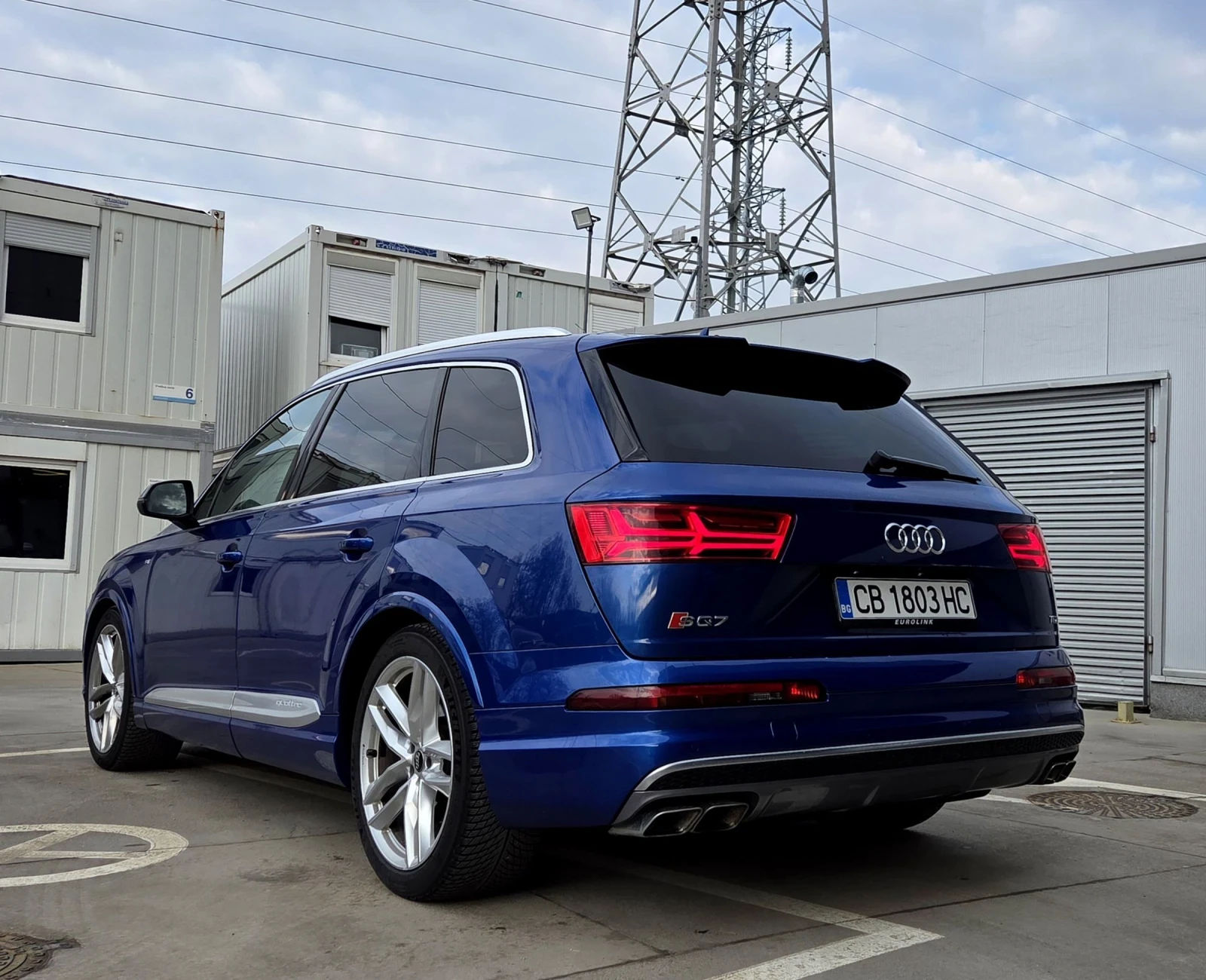 Audi SQ7 TDI4.0/QUATTRO/AHK/Matrix/Pano/HUD - изображение 4