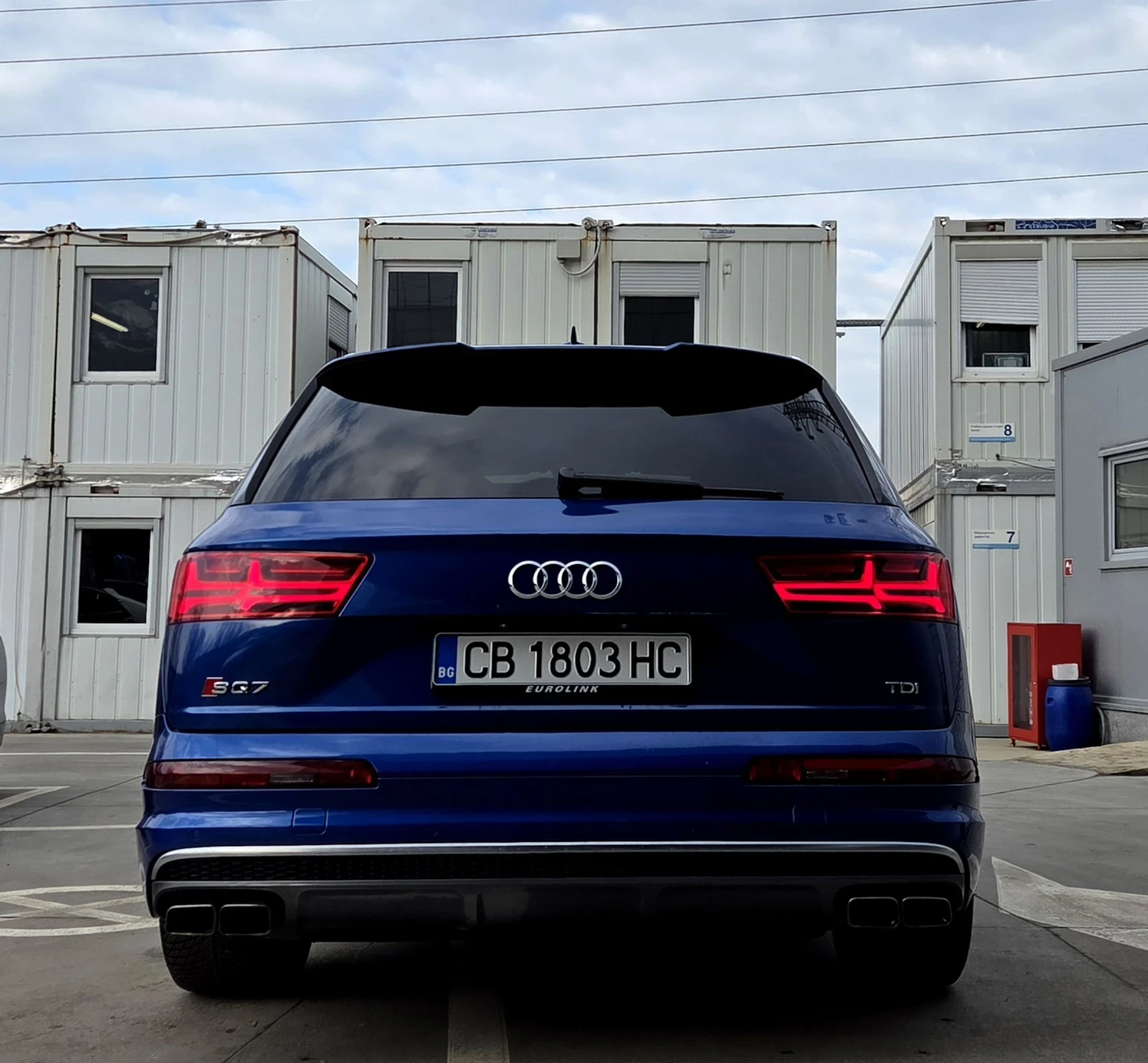 Audi SQ7 TDI4.0/QUATTRO/AHK/Matrix/Pano/HUD - изображение 3