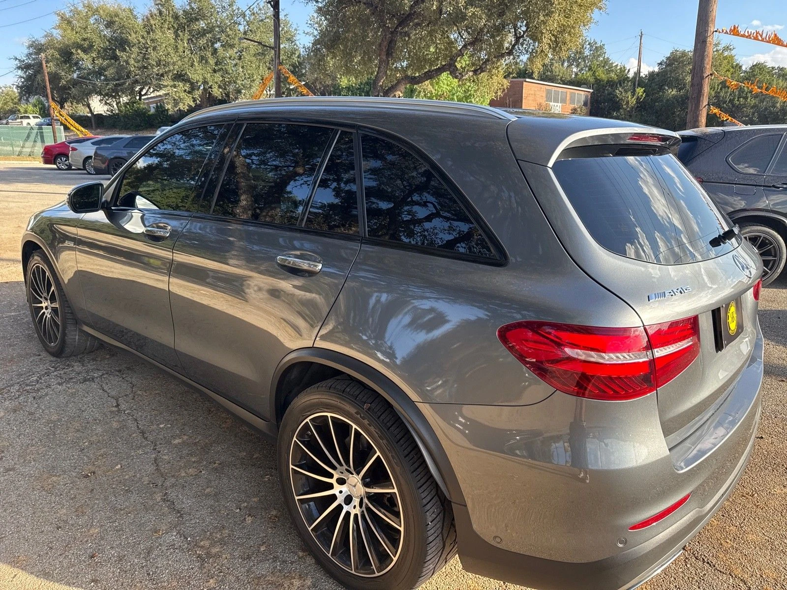 Mercedes-Benz GLC 43 AMG ПОДГРЕВ/ОБДУХВАНЕ/КАМЕРА/ПАНОРАМА/BURMESTER/AMG  - изображение 9