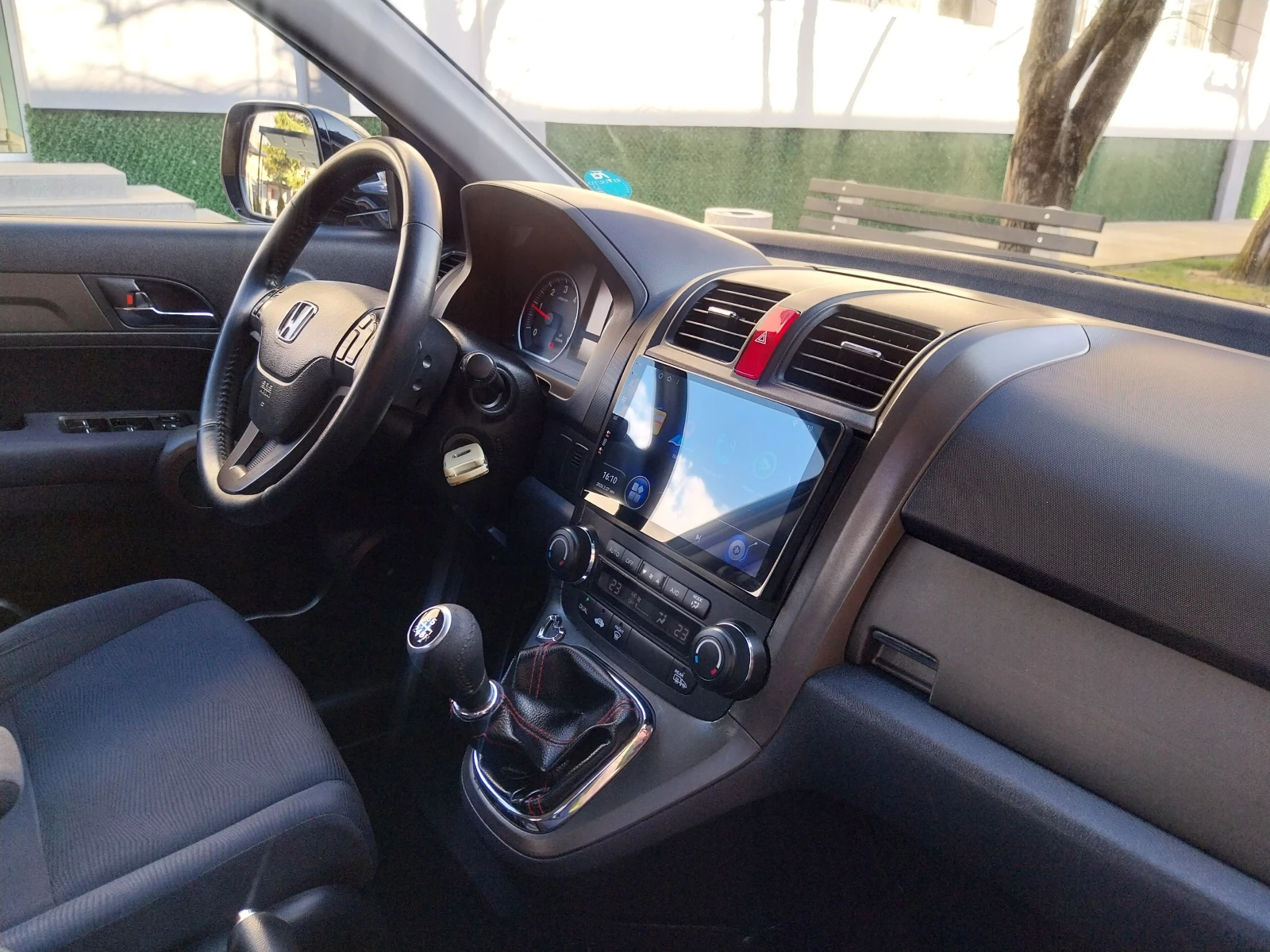 Honda Cr-v * 4×4* /Navi/Xeno/ФЕЙС/2.2 150кс/, снимка 2 - Автомобили и джипове - 53867699