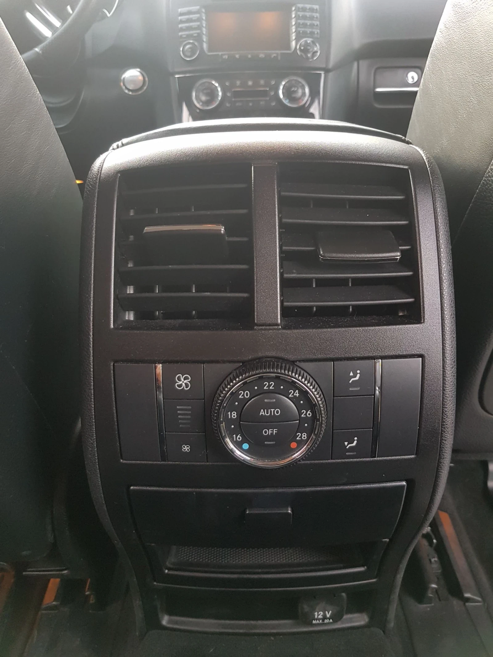 Mercedes-Benz ML 320 AMG, снимка 5 - Автомобили и джипове - 54671903