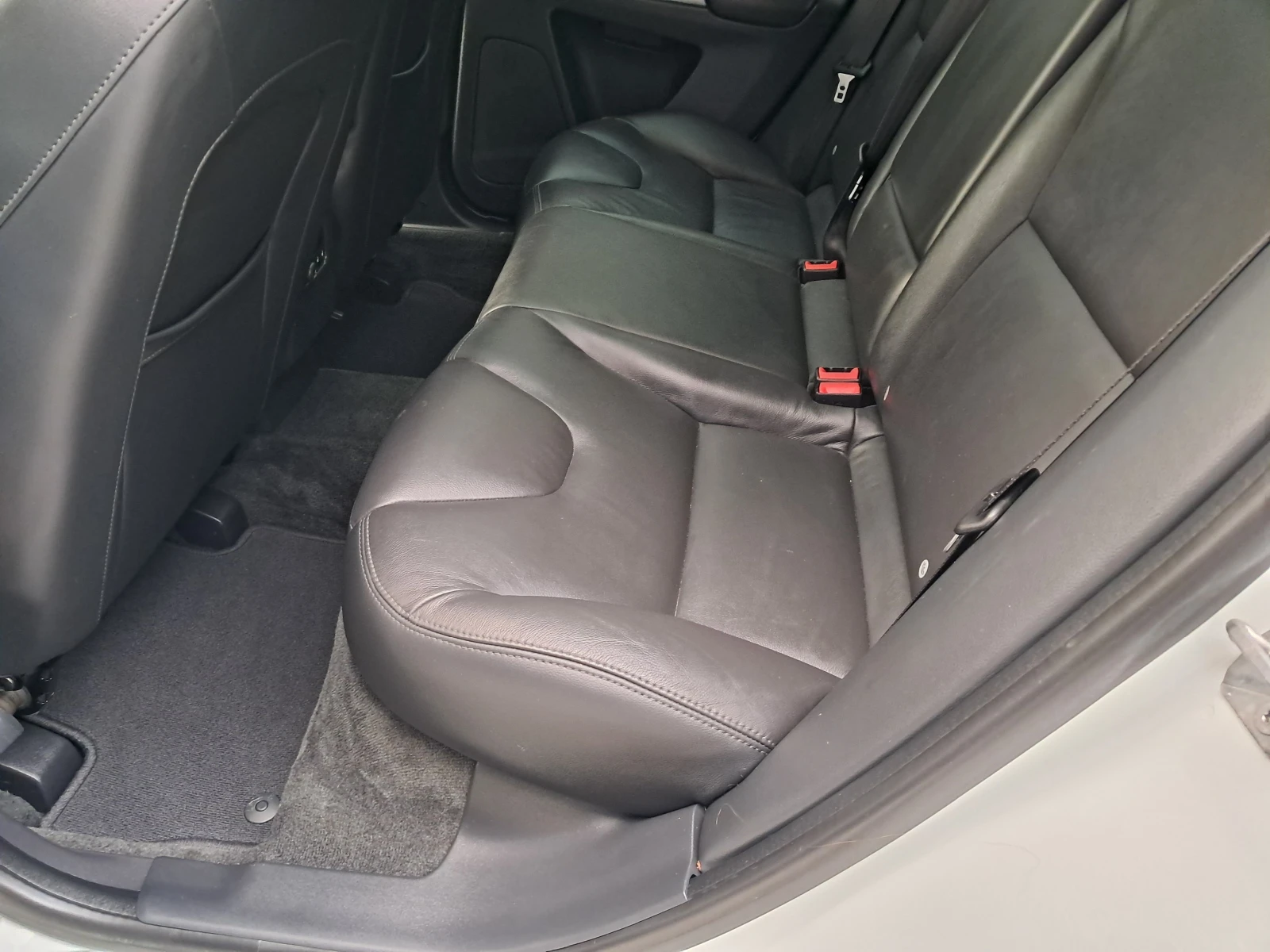 Volvo XC60 3.0 Т6 AWD  , снимка 11 - Автомобили и джипове - 54877319