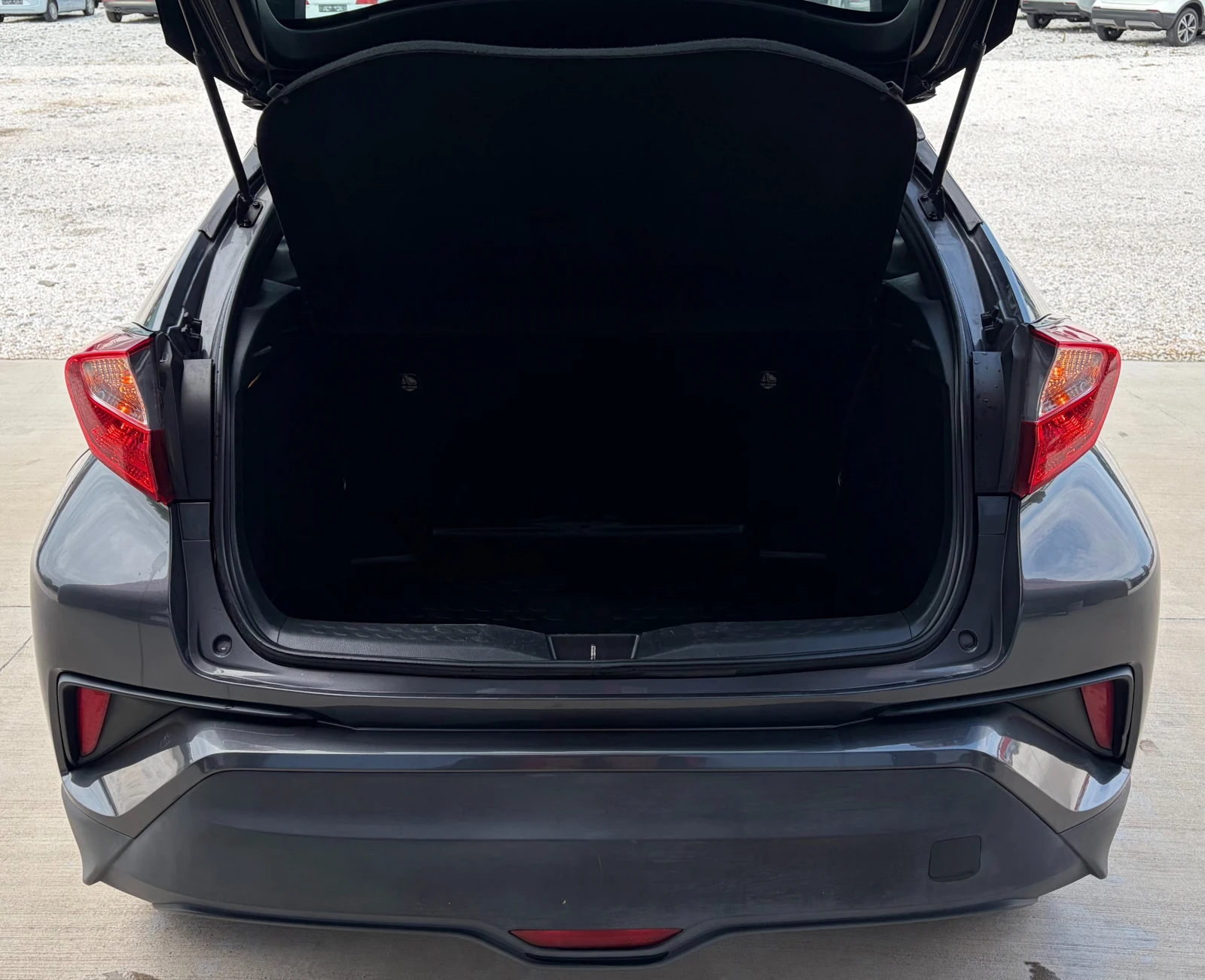 Toyota C-HR 1.2i TURBO | Mobile.bg � ����������� 10