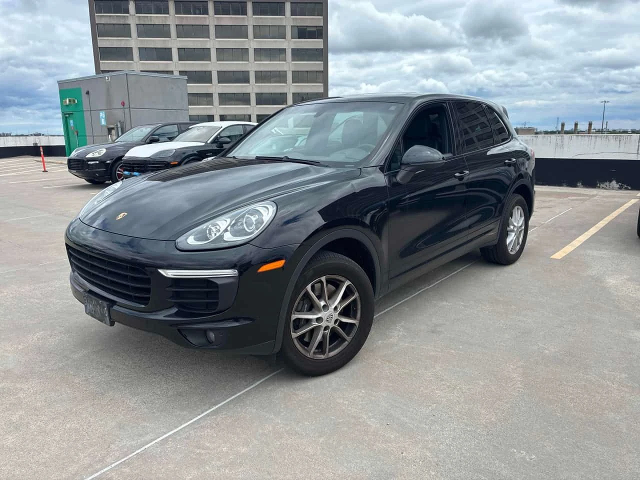 Porsche Cayenne AWD/ПОДГРЕВ/ОБДУХВАНЕ/КЛИП/CARFAX/ФИНАНСИРАНЕ