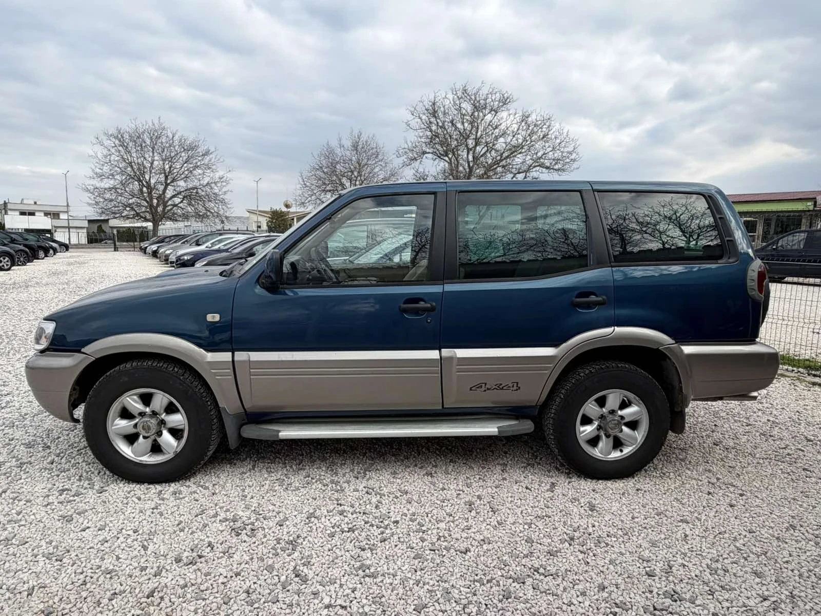 Nissan Terrano, снимка 3 - Автомобили и джипове - 55754774