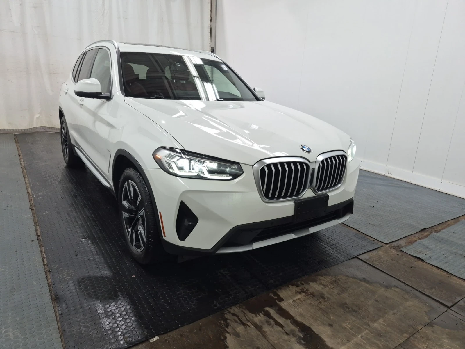 BMW X3 * XDRIVE30I * CARFAX * , снимка 2 - Автомобили и джипове - 55876785