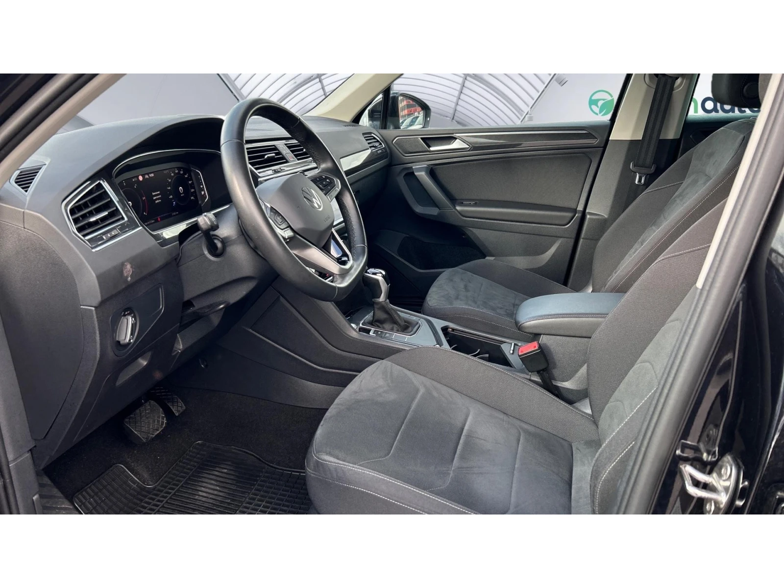 VW Tiguan  2.0 TDi DSG  Elegance  A/T, ������� ������ �� 480 | Mobile.bg � ����������� 9