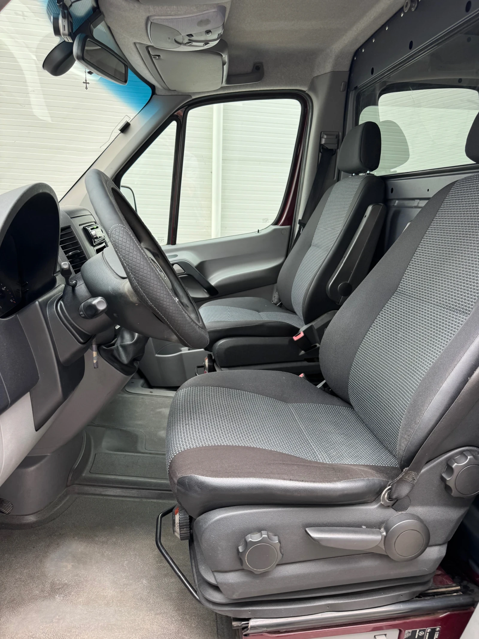 Mercedes-Benz Sprinter 316, снимка 8 - Бусове и автобуси - 54455714
