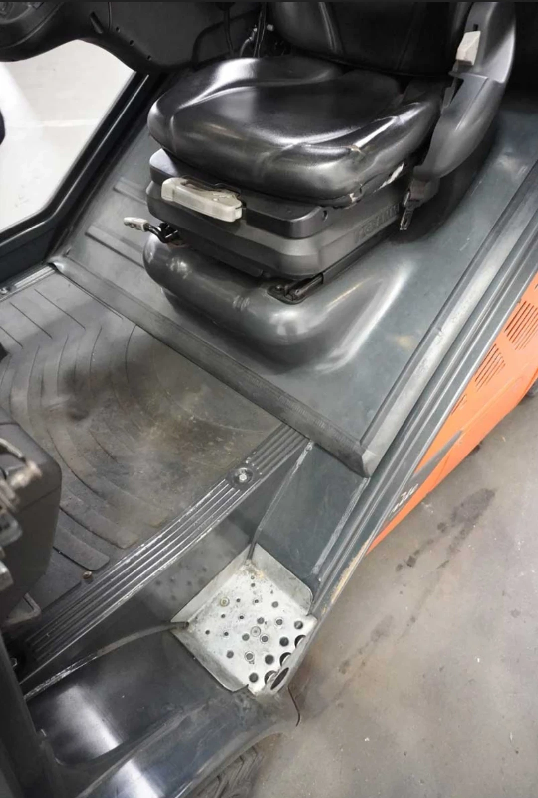 Мотокар Linde H30T Evo, снимка 9 - Индустриална техника - 54335157