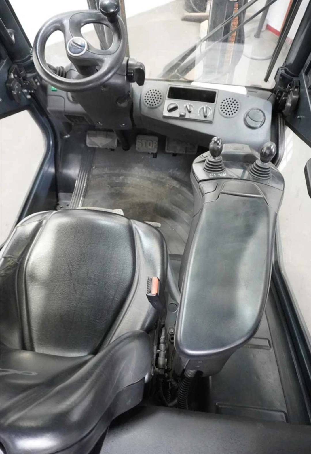 Мотокар Linde H30T Evo, снимка 8 - Индустриална техника - 54335157