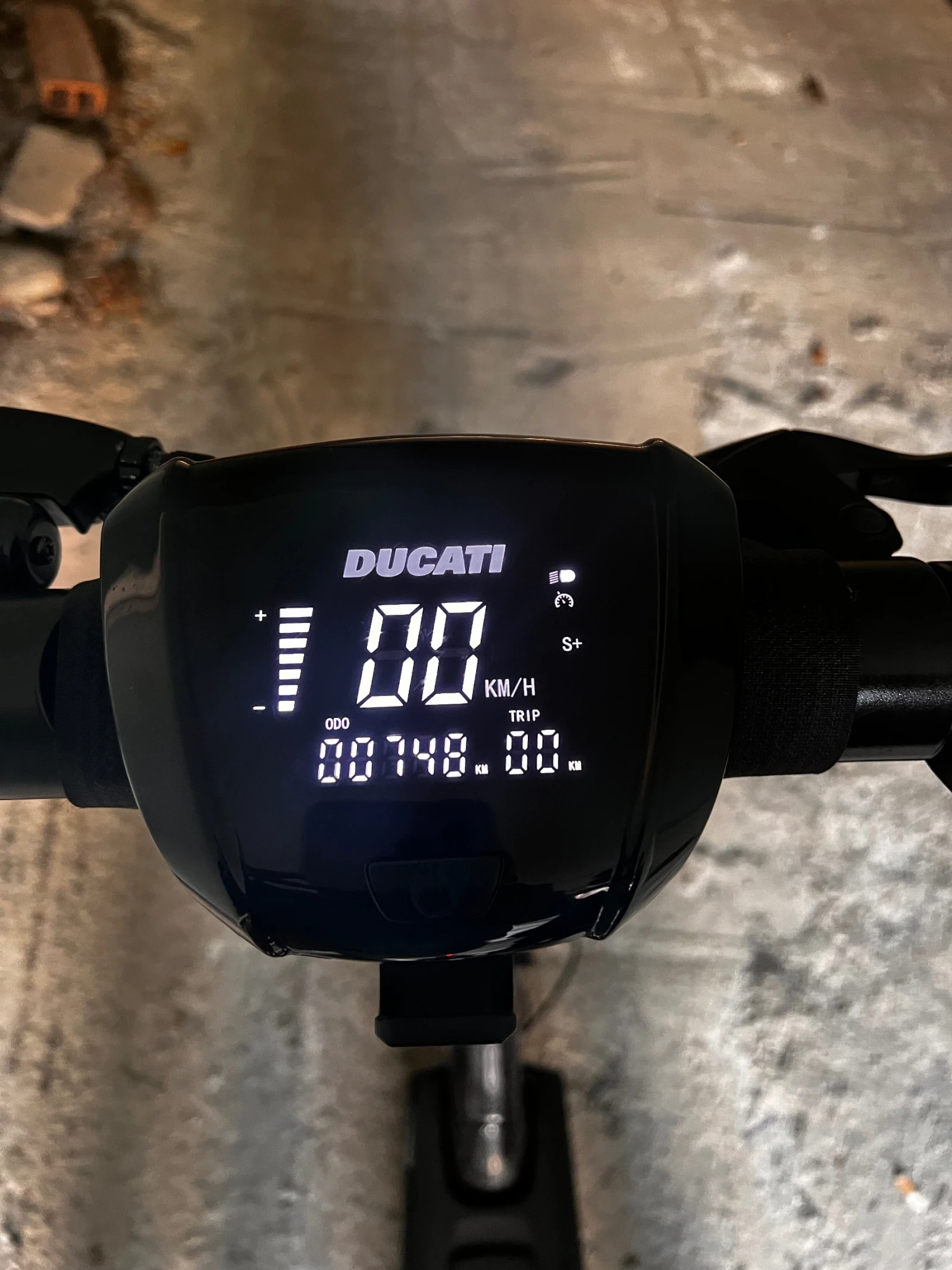   Ducati Pro 3 | Mobile.bg   5