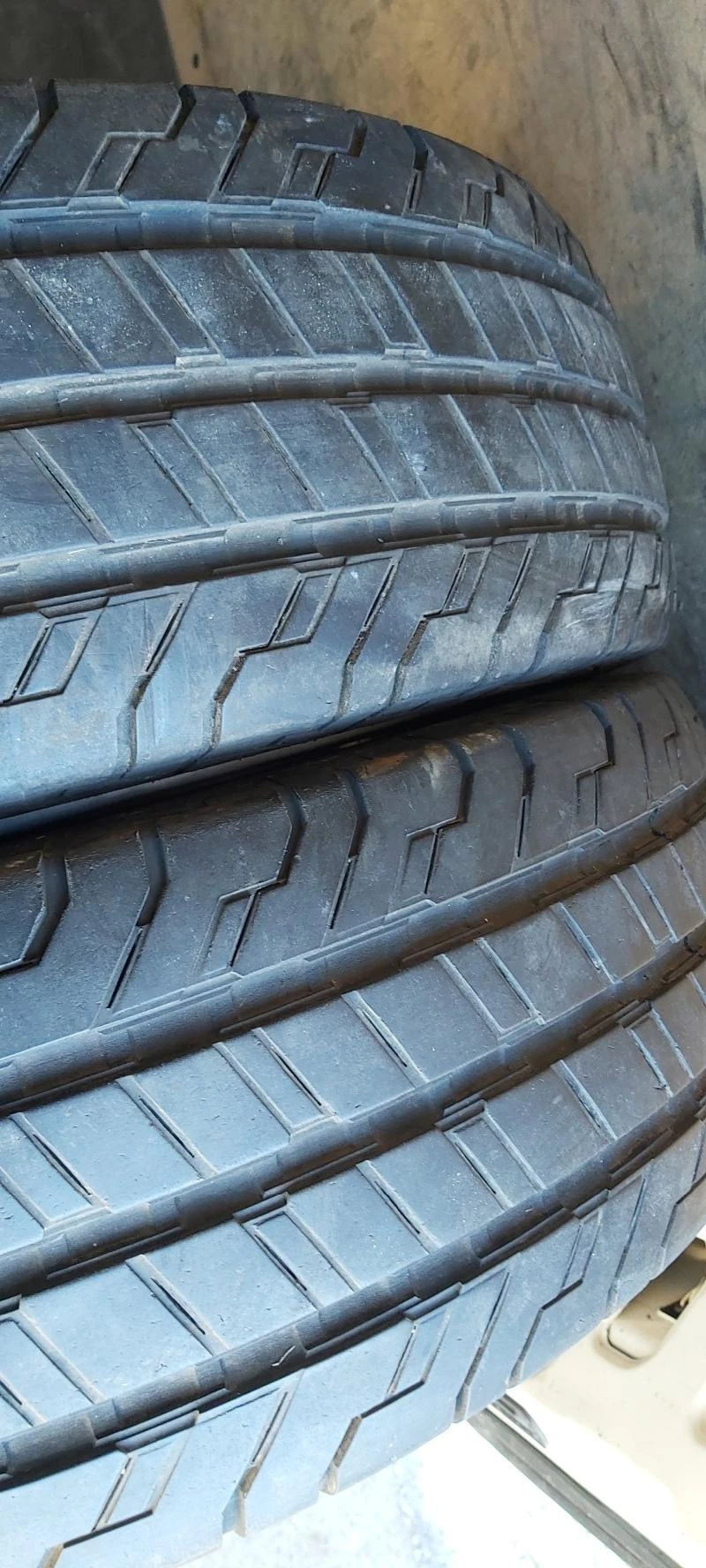 Гуми Летни 225/75R16, снимка 2 - Гуми и джанти - 31947820