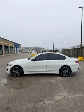 BMW 330 i xDrive * ТОП Поддръжка! * АвтоКредит* Цена до БГ, снимка 3