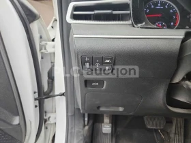 Kia K5, снимка 7