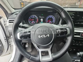 Kia K5, снимка 6