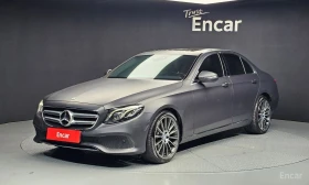 Mercedes-Benz E 220, снимка 1